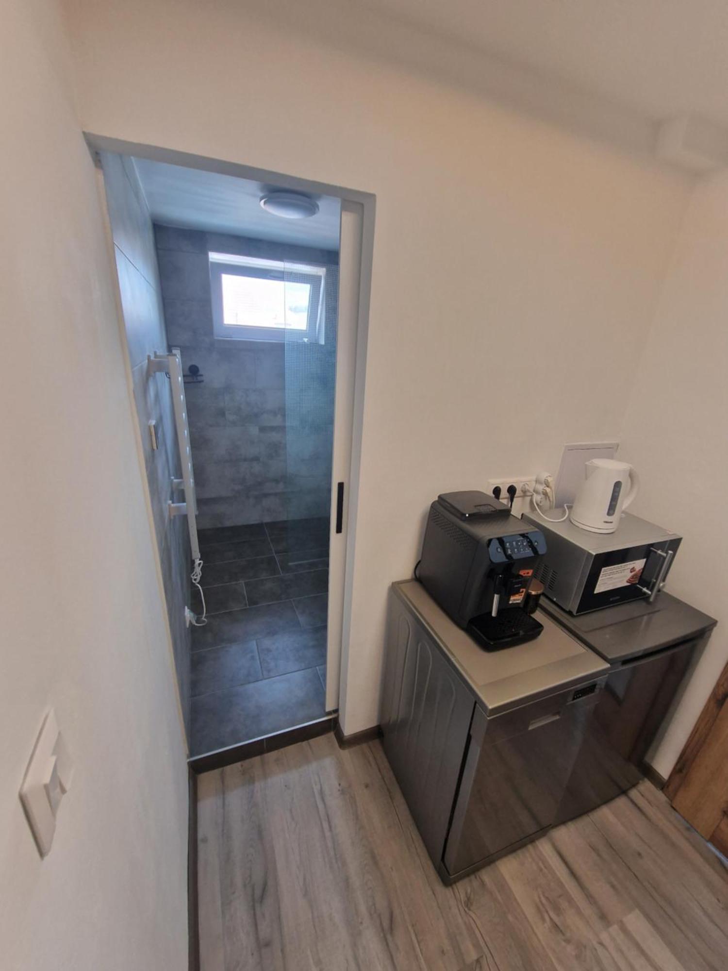 Apartman Vazec Luaran gambar